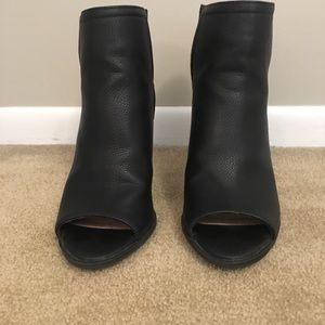 Hippie Laundry Isla Black Open Toe Ankle Boot